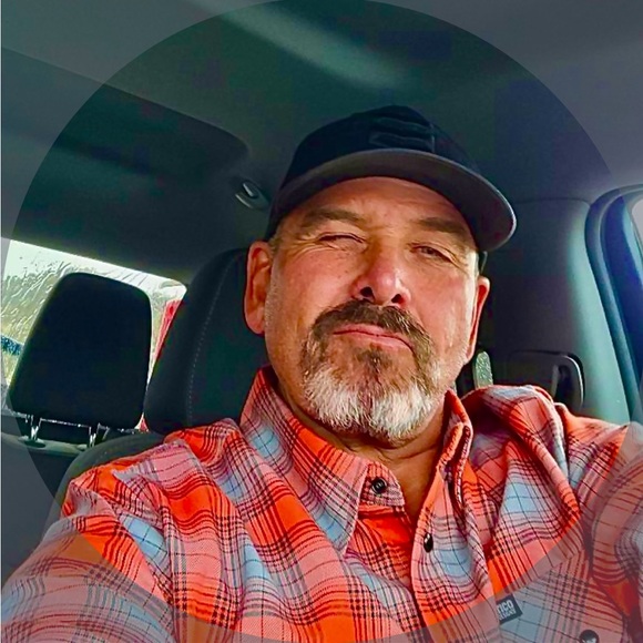 Meet your Posher, Larry - Picture 4 of 4